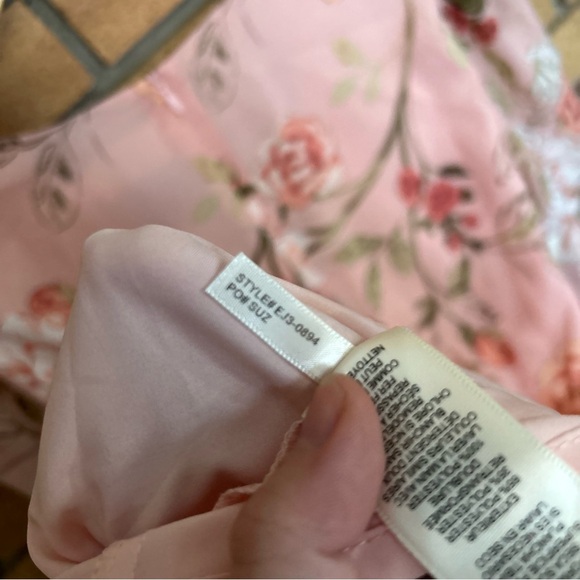 NWT Eliza J Women's Long Sleeve Surplice Floral Foil Print Chiffon Dress Size 10 - Picture 6 of 7